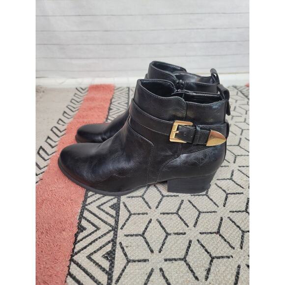 UNISA PHILLIPPA BLACK ANKLE BOOTIES W SIDE BUCKLE DETAILS, SZ 8.5 - Picture 7 of 16